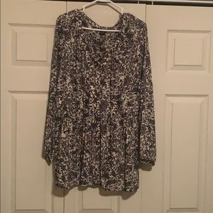 Torrid floral pattern cross cross blouse